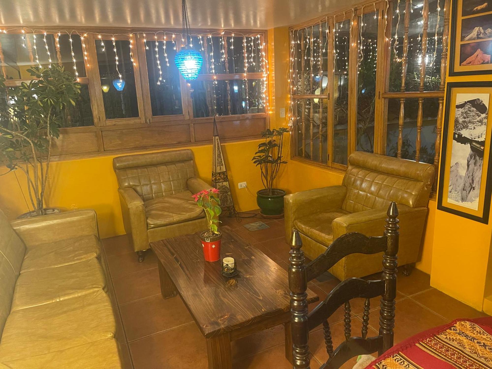 Hotel La Casa De Zarela à Huaraz  Extérieur photo