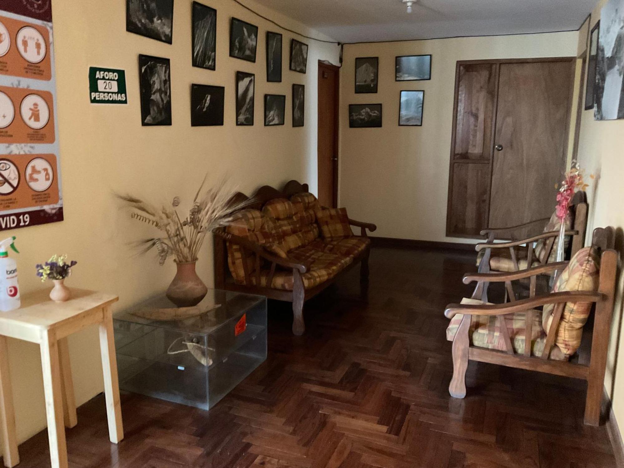 Hotel La Casa De Zarela à Huaraz  Extérieur photo